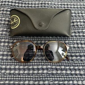 Ray-Ban sunglasses. Tortoise shell.